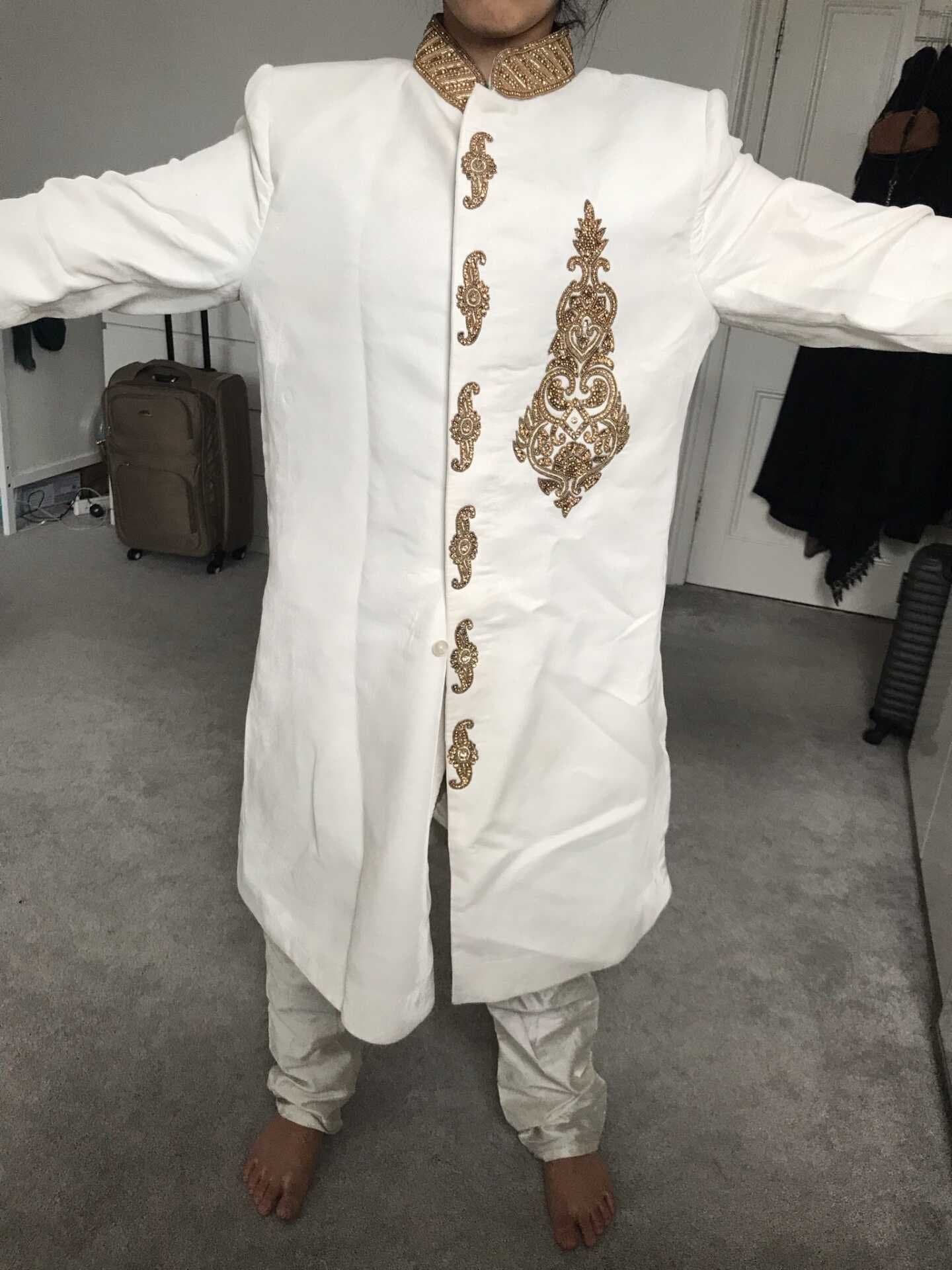 Wedding outfit thumbnail 3