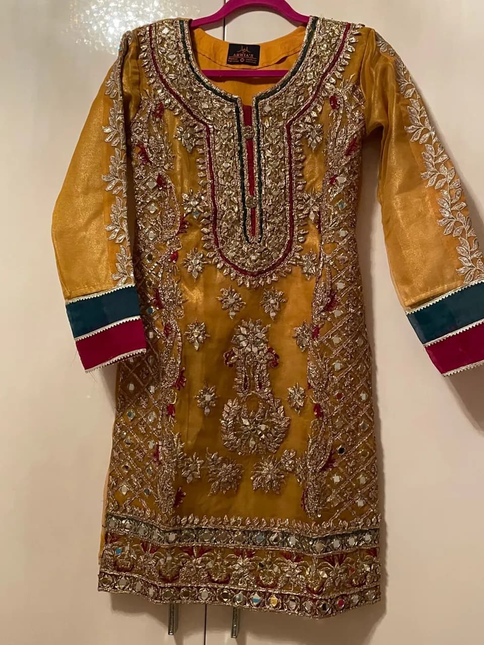 Mehndhi outfit Gharara