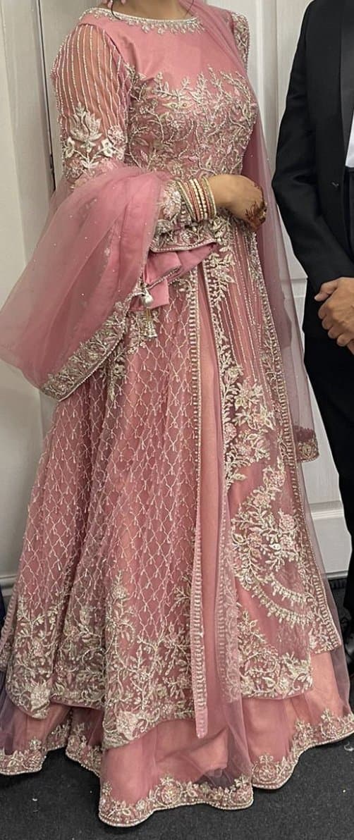 Reception Bridal Lengha thumbnail 8