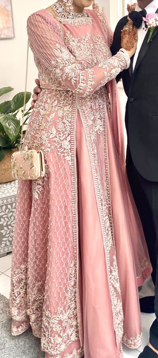 Reception Bridal Lengha thumbnail 2