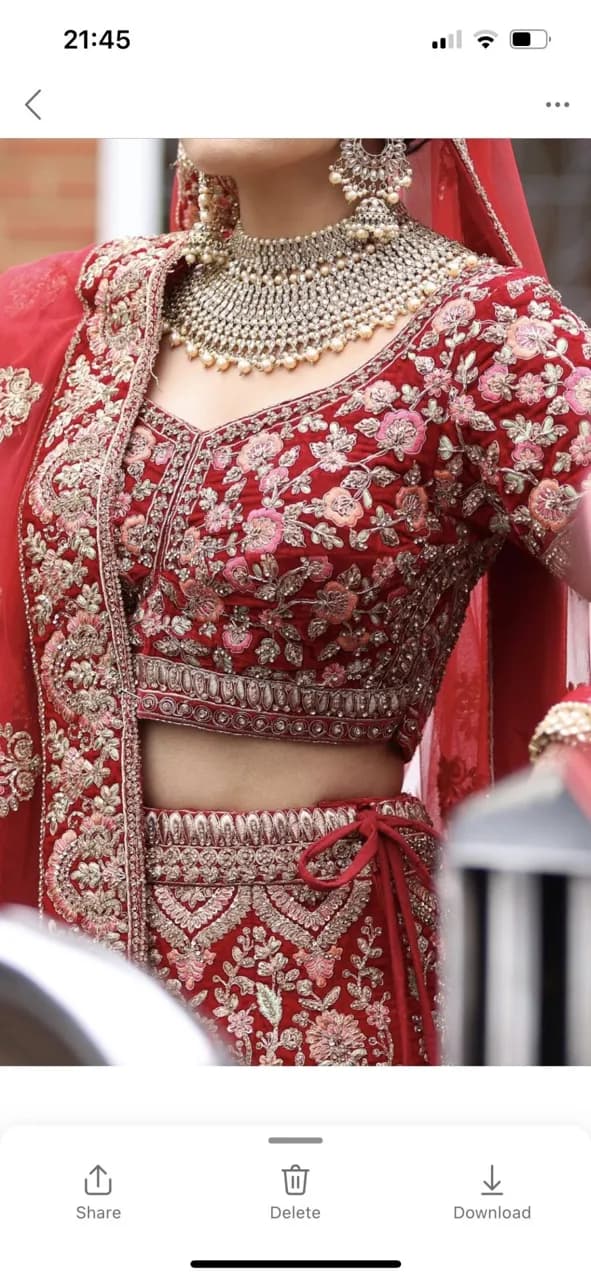 Monga’s red bridal lengha thumbnail 2