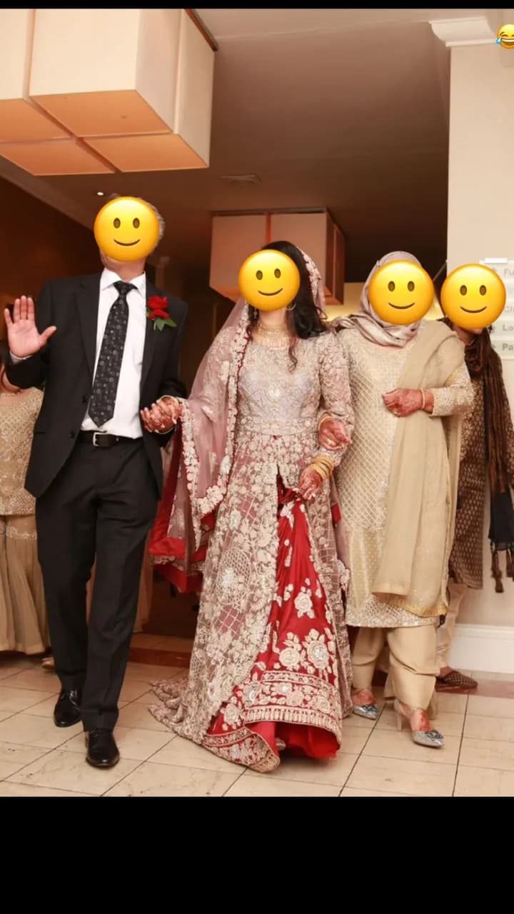 Bridal Lengha thumbnail 3
