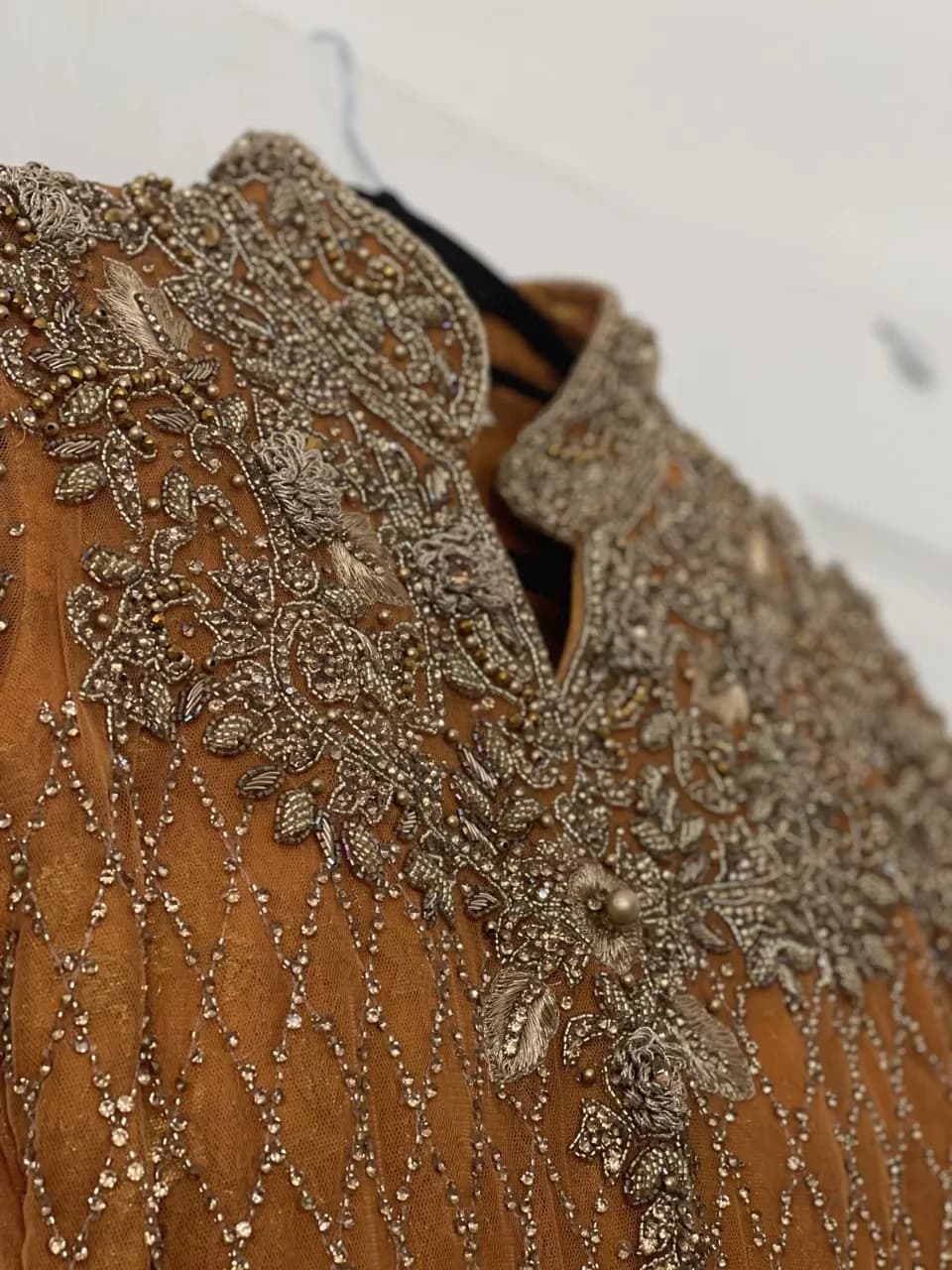 Mendhi outfit thumbnail 2