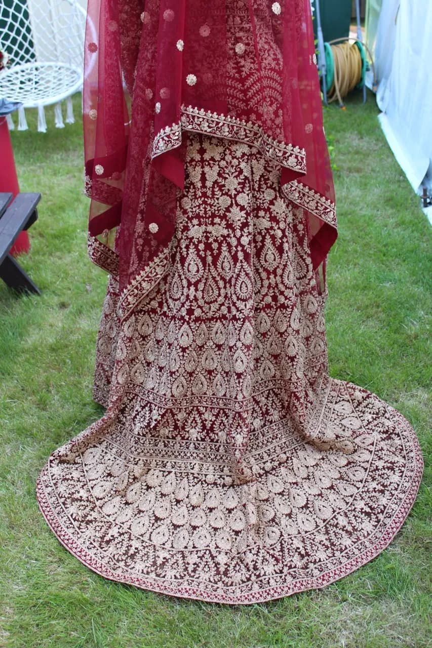 Bridal Indian wedding dress thumbnail 2