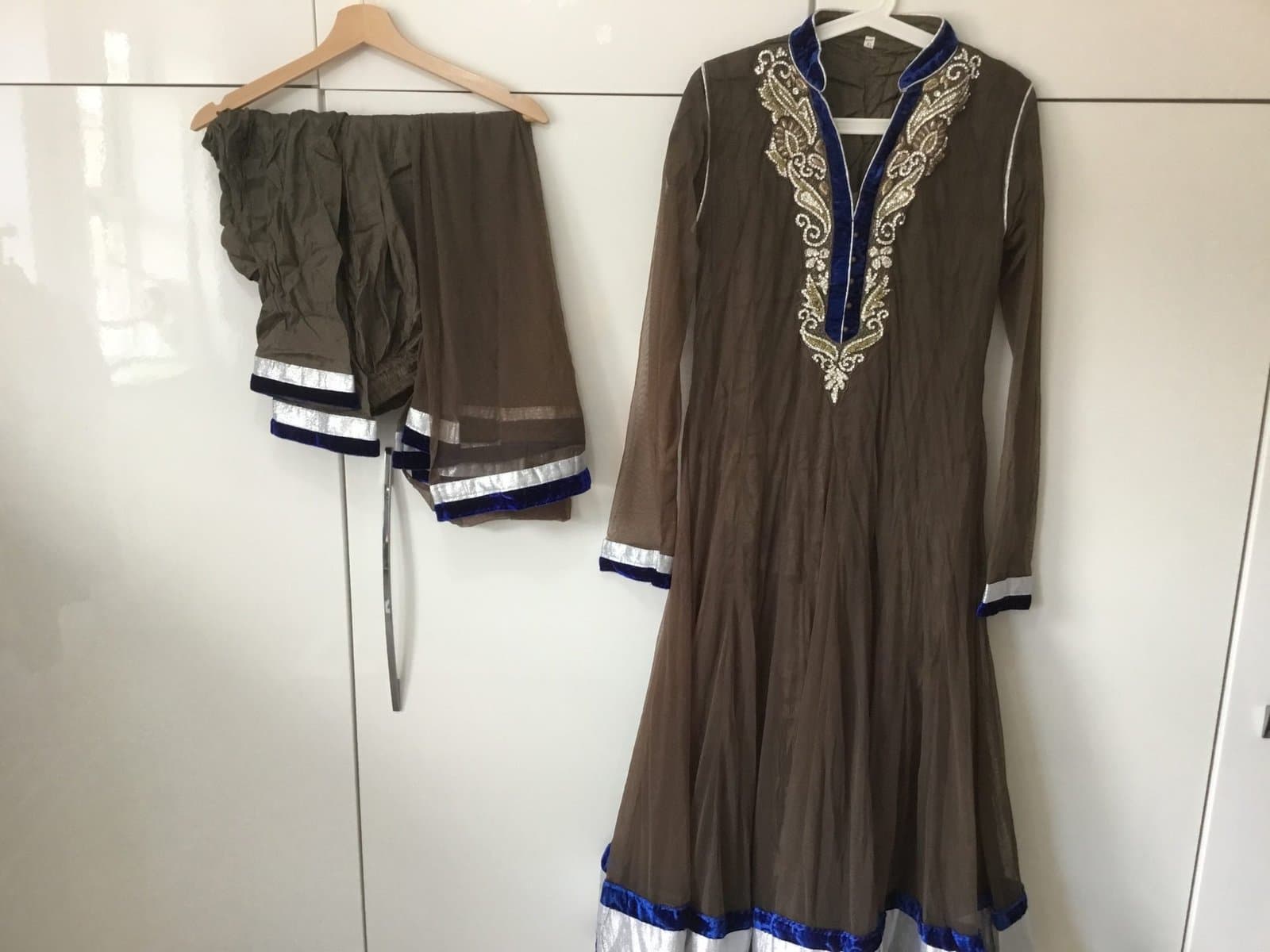 Salwar kameez