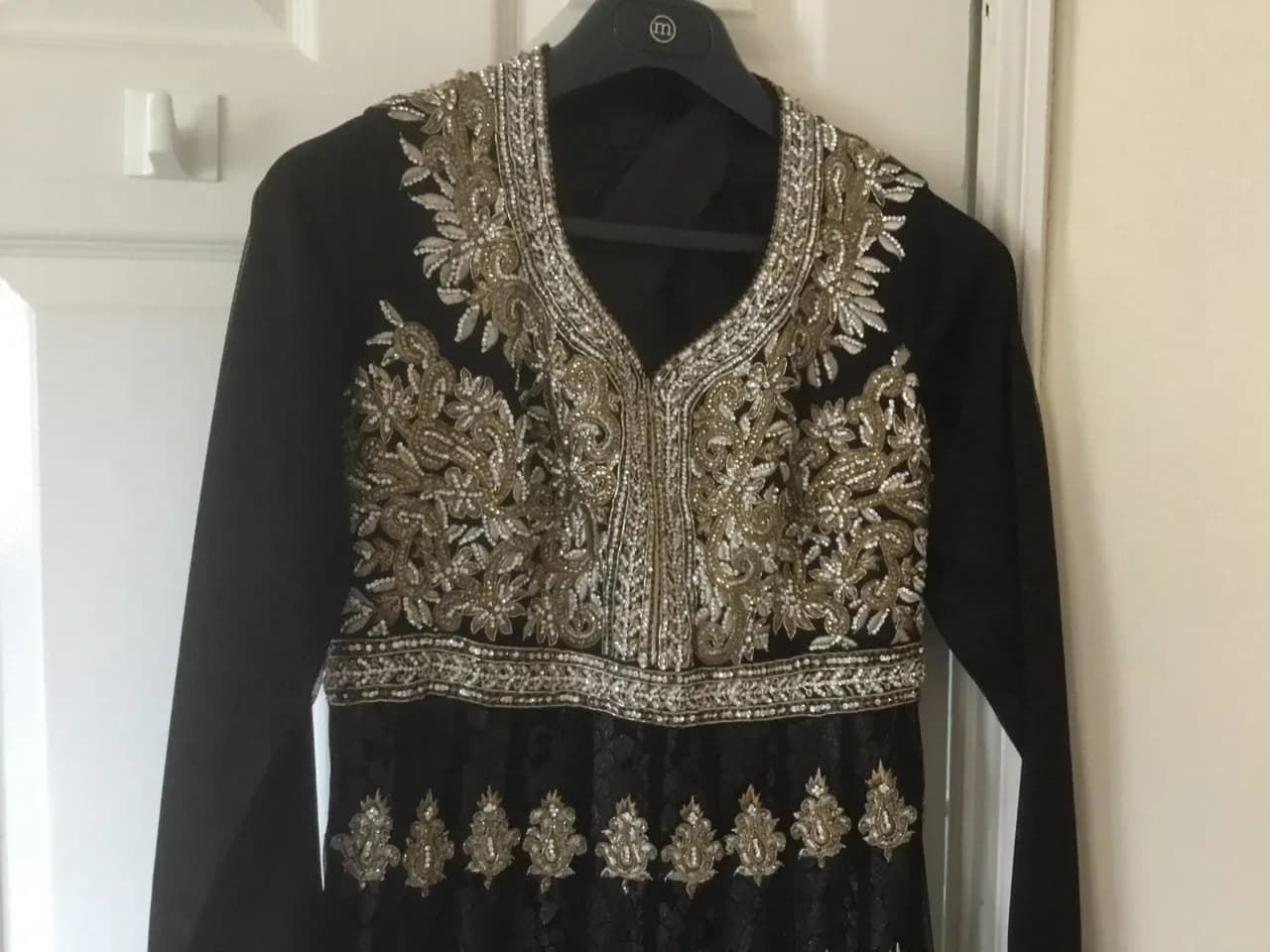 Stunning once worn party Dress thumbnail 2