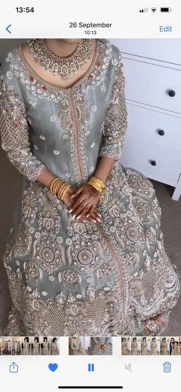 Walima Dress - Elegant Pakistani Bridal thumbnail 3