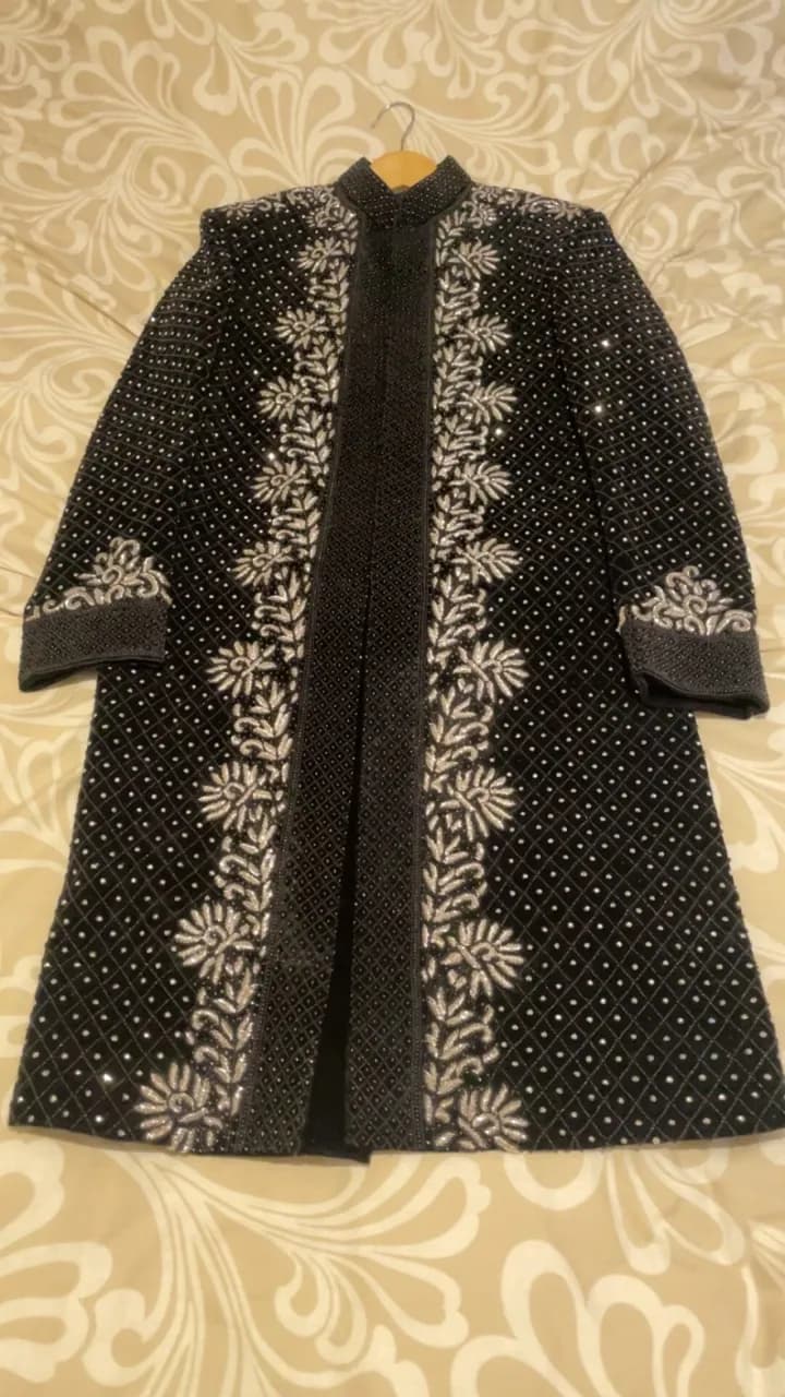 Men’s sherwani suit thumbnail 2