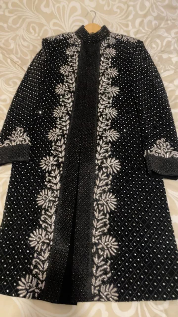 Men’s sherwani suit