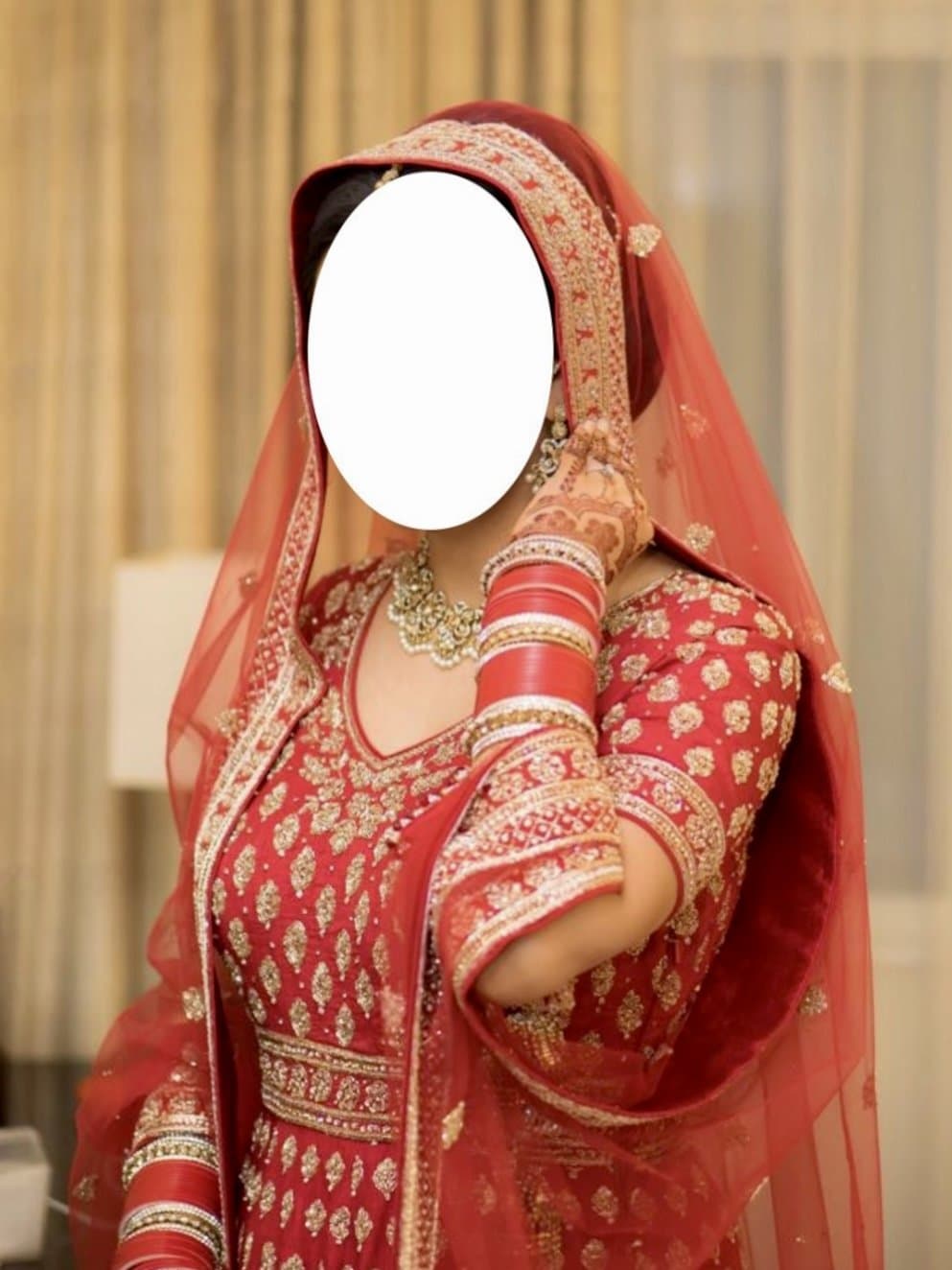Stunning Red Bridal Gown thumbnail 6