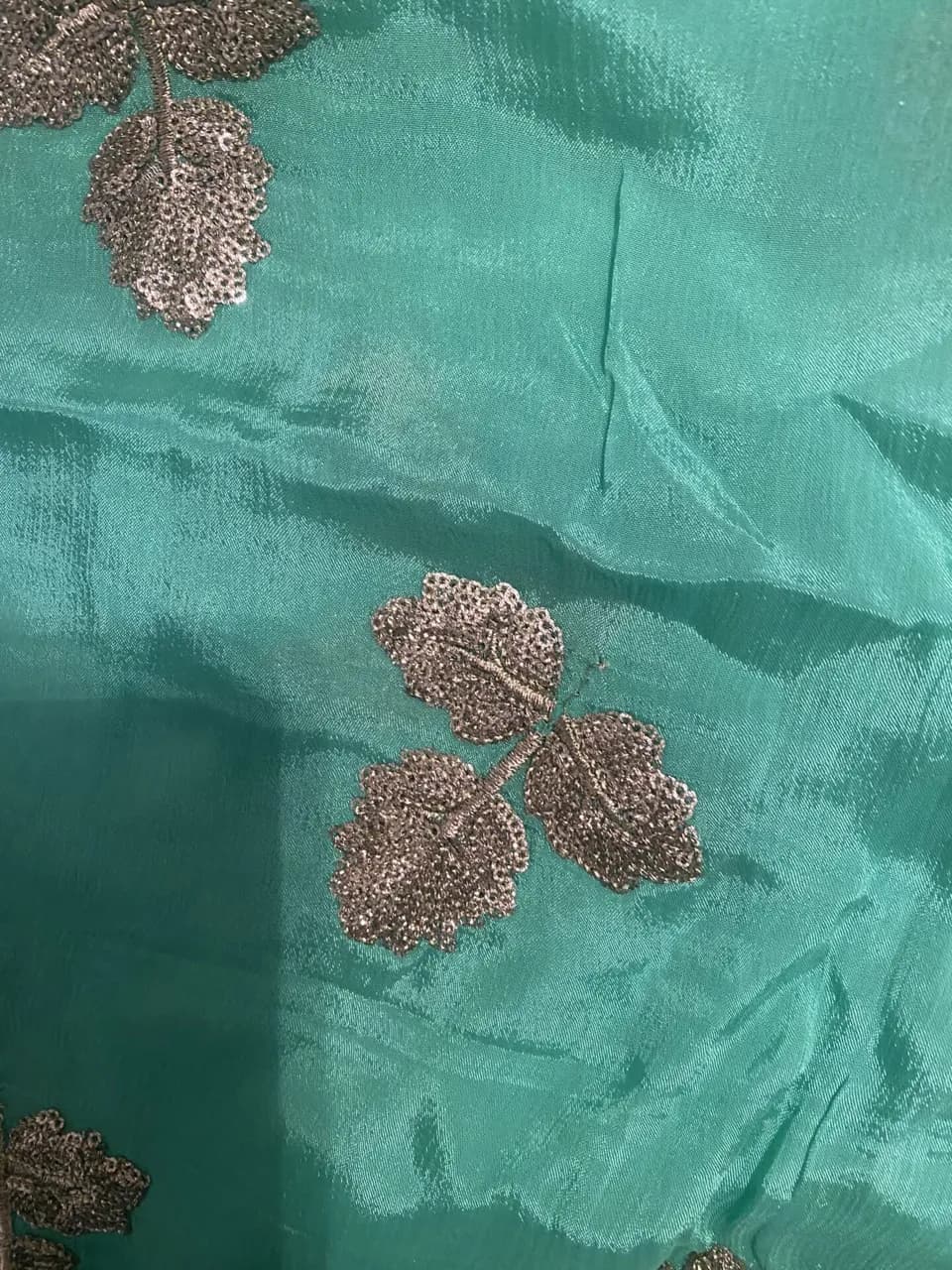Stunning green shalwar suit thumbnail 4