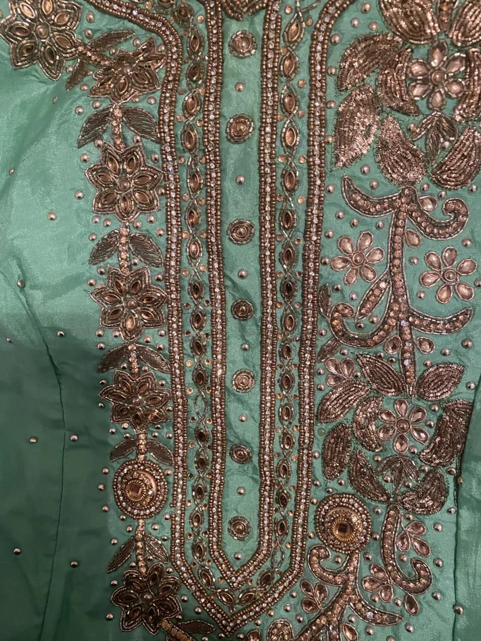 Stunning green shalwar suit thumbnail 2