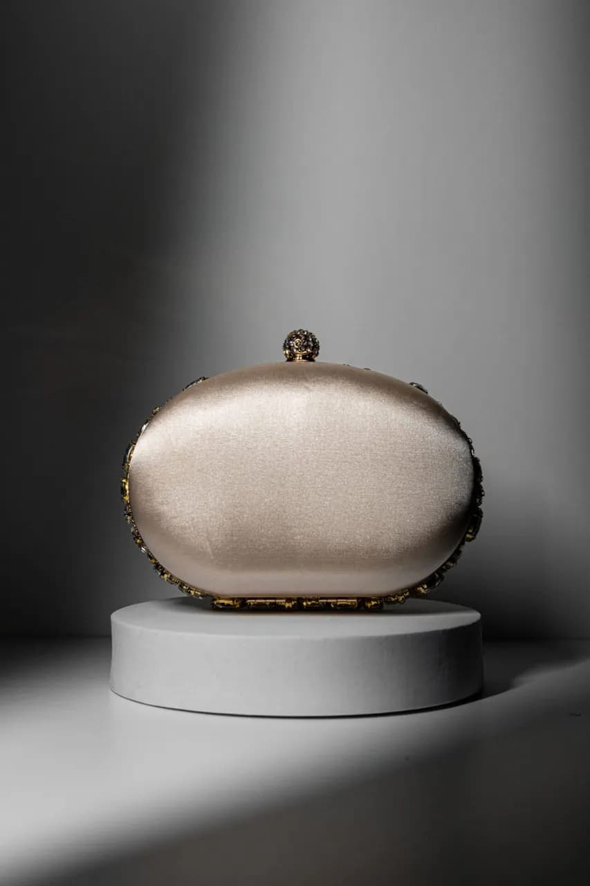 Luxury Clutches thumbnail 3