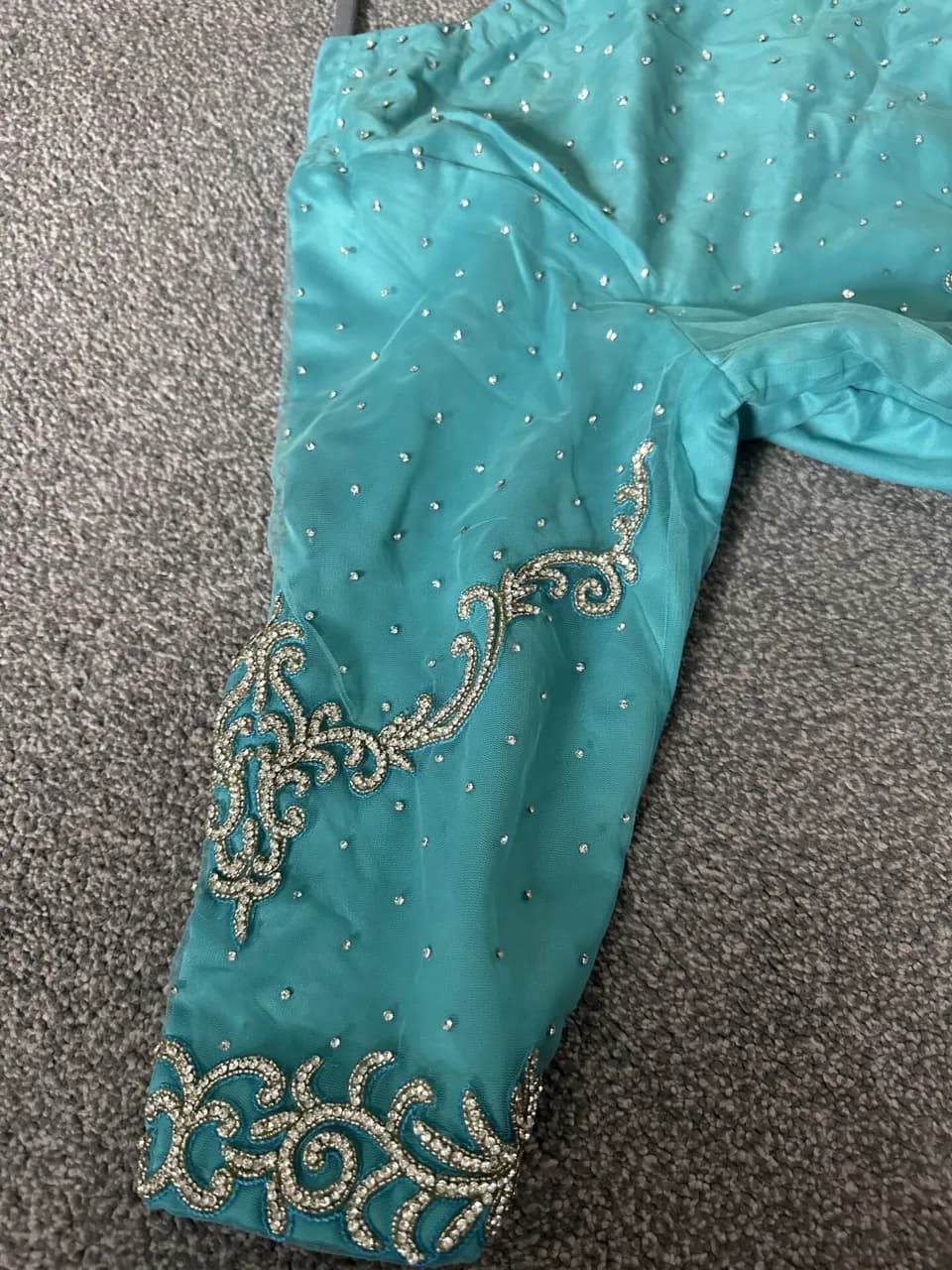 Saree thumbnail 2
