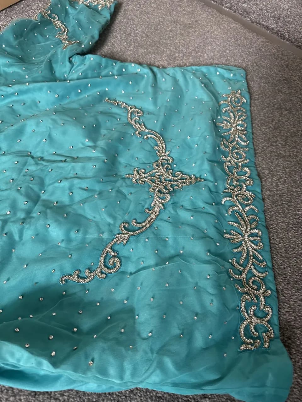 Saree thumbnail 3