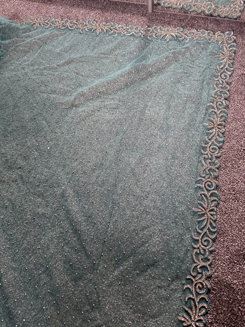 Saree thumbnail 7