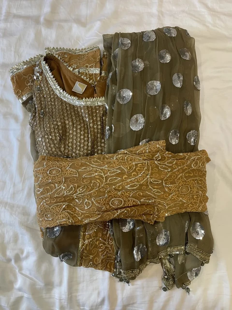 Beautiful designer Churidar thumbnail 3