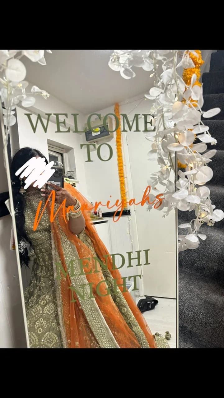 Mendhi lengha