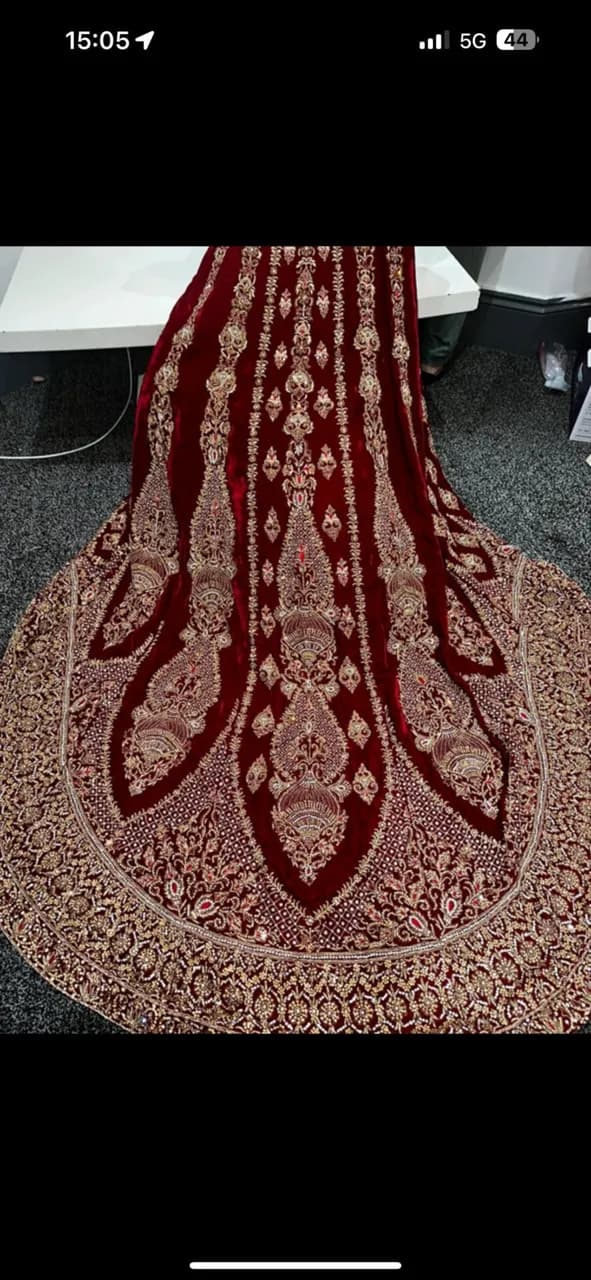 Beautiful red bridal dress brand new thumbnail 2