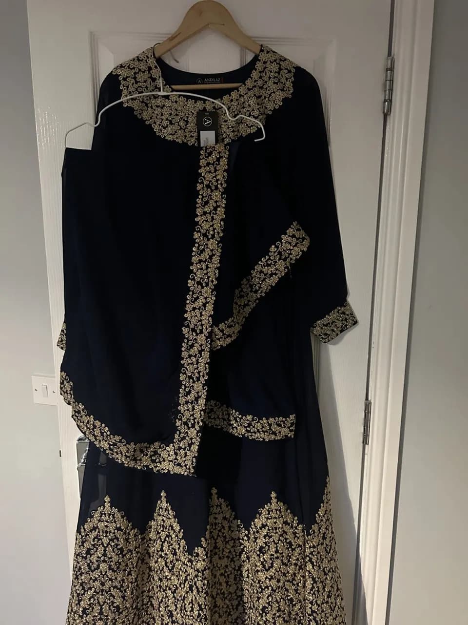 Navy gown thumbnail 3