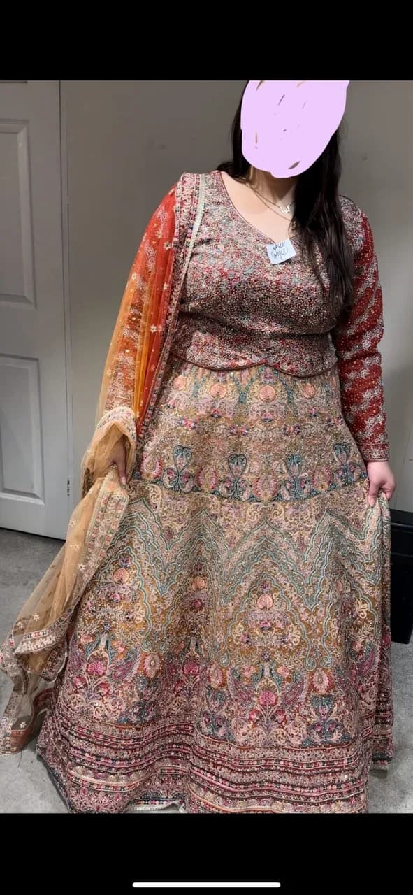 Lehenga thumbnail 2