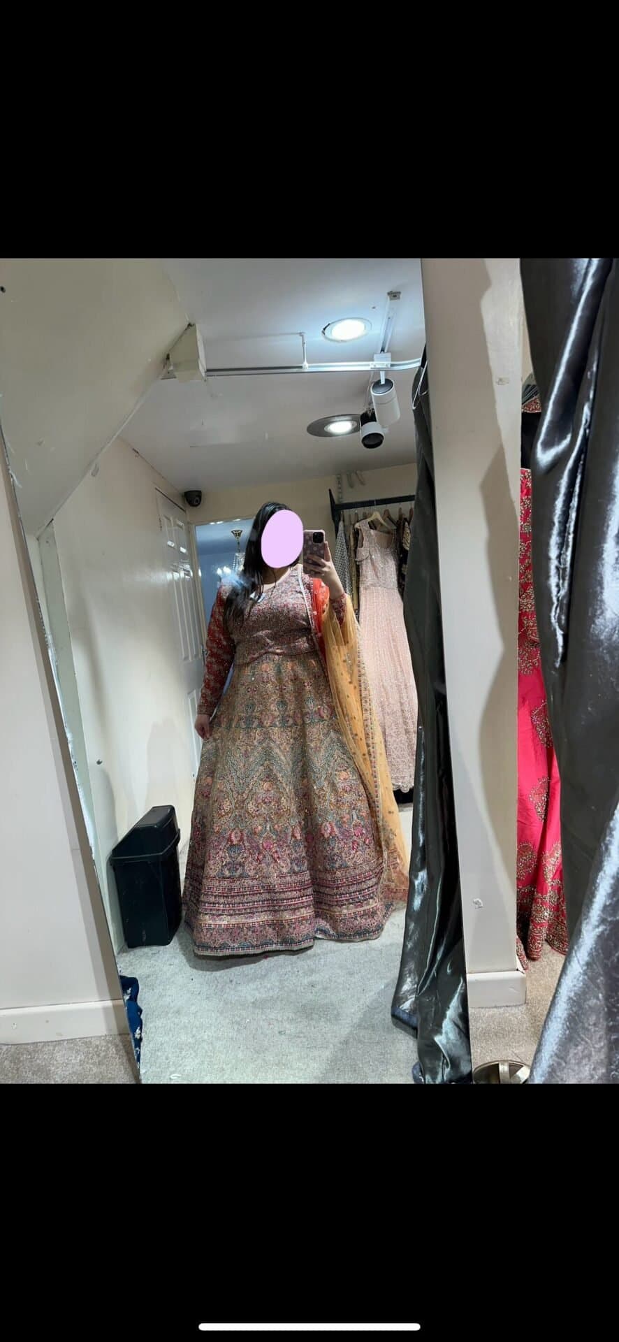 Lehenga thumbnail 3