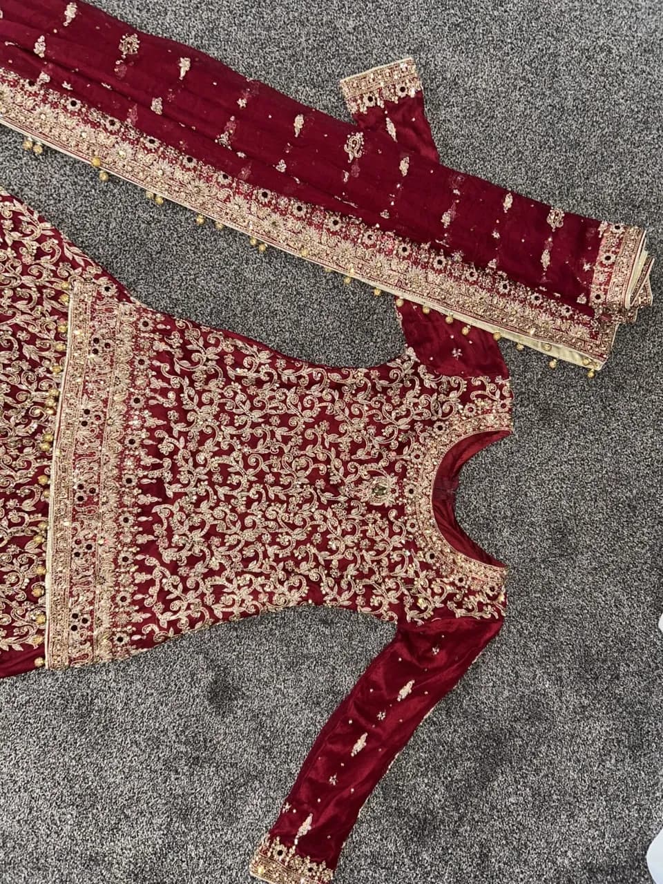 Red &amp; Gold Bridal Lehnga thumbnail 3