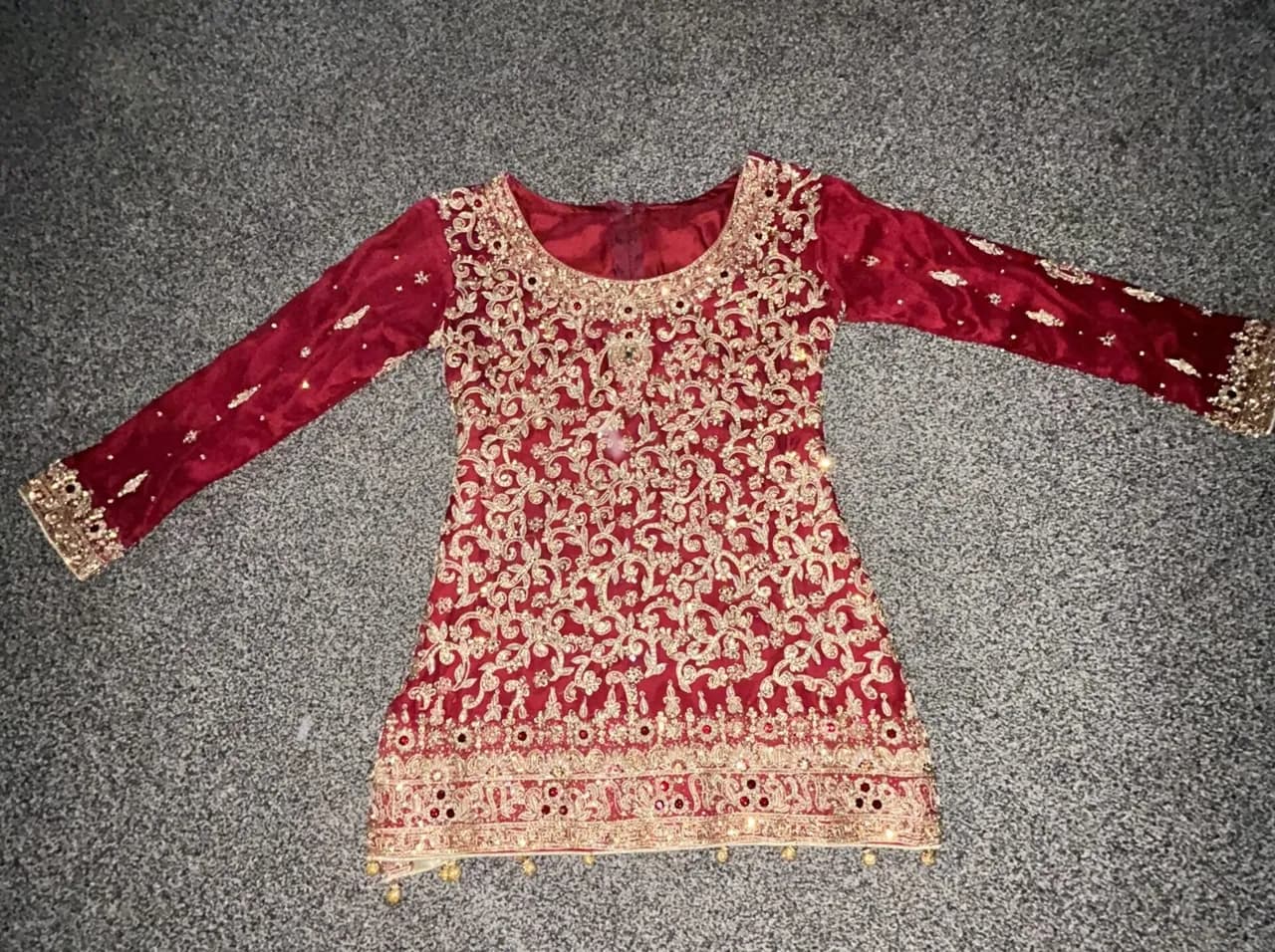 Red &amp; Gold Bridal Lehnga thumbnail 6