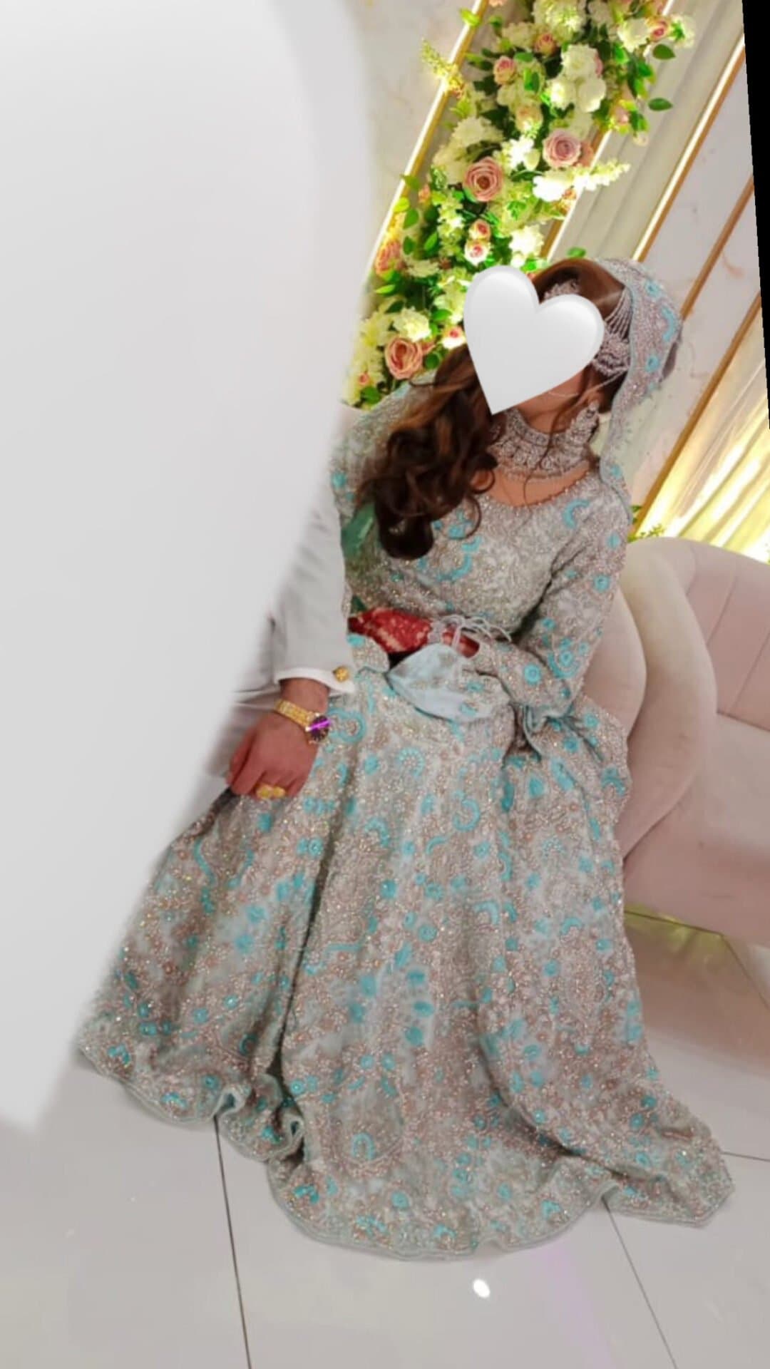 Pakistani bridal dress thumbnail 2