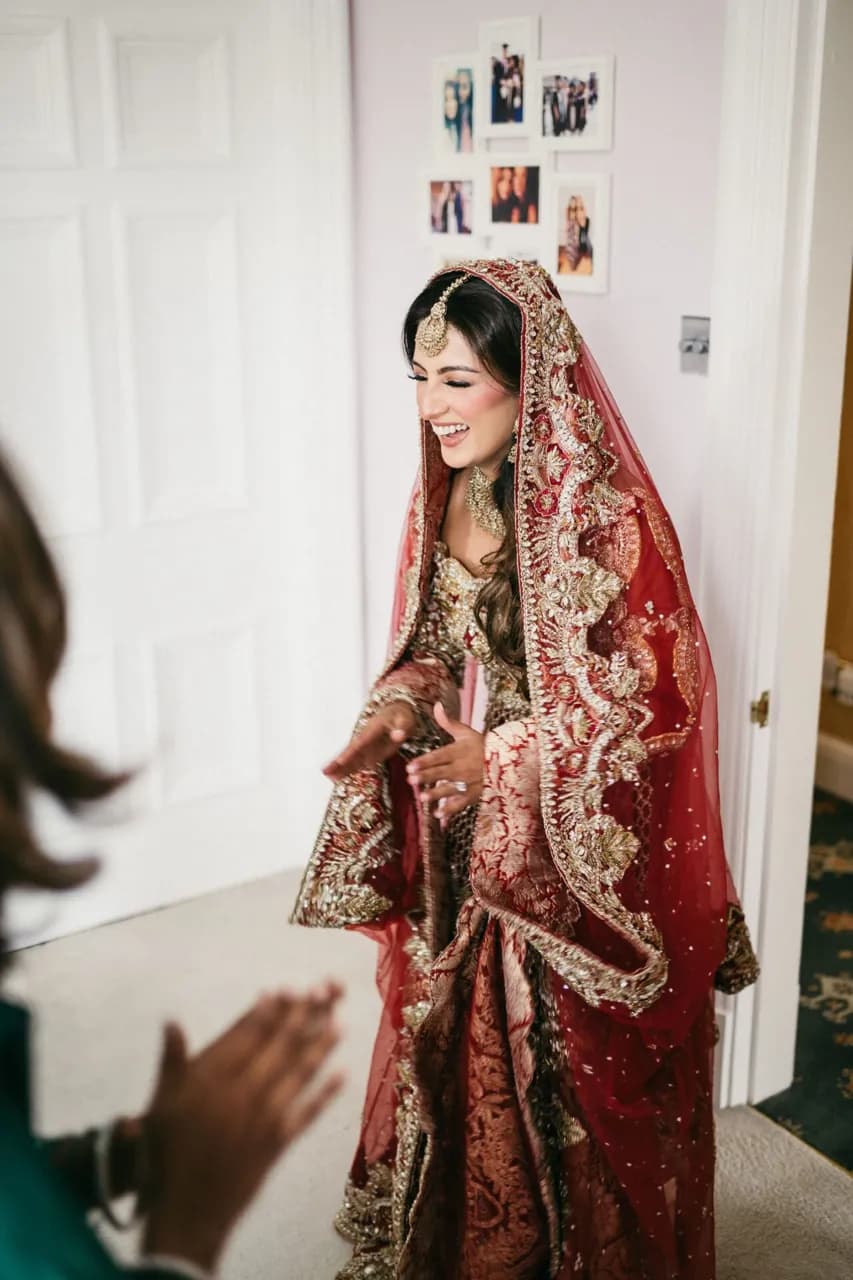 Suffuse Red &amp; Gold Bridal Gown XS thumbnail 4