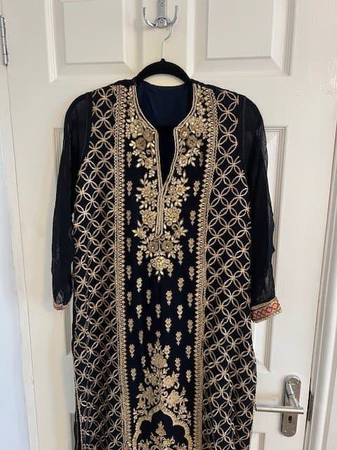 Beautiful Indian Suit thumbnail 7