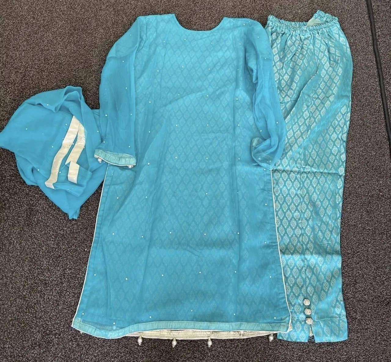 Women’s dress