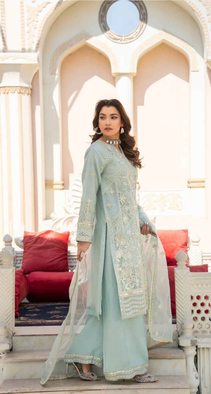Aqua embroidered 3-piece suit thumbnail 3