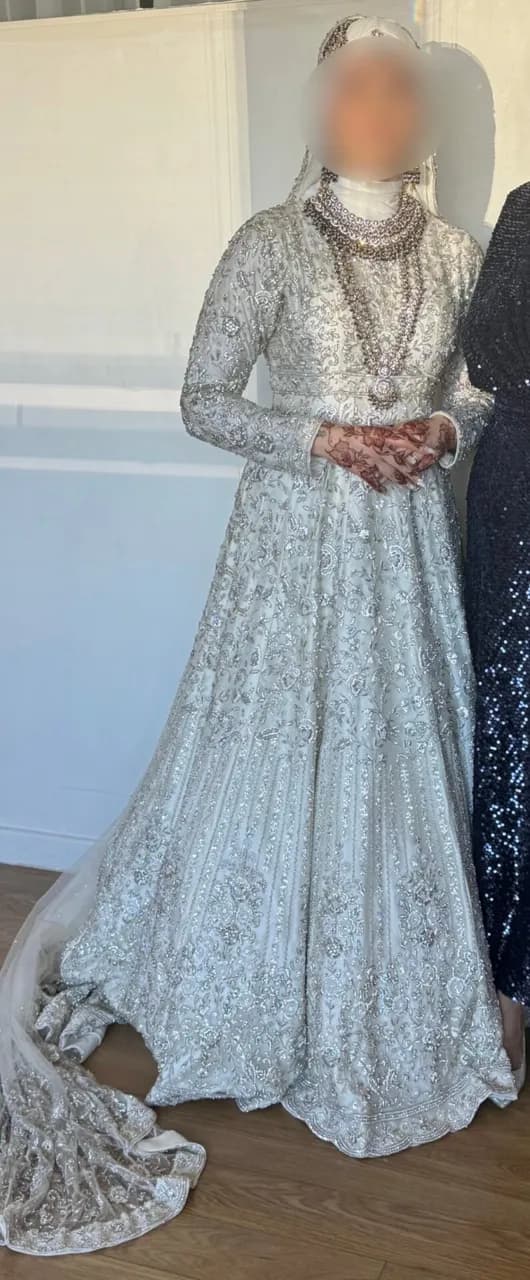 Walima Wedding Dress Ivory thumbnail 2