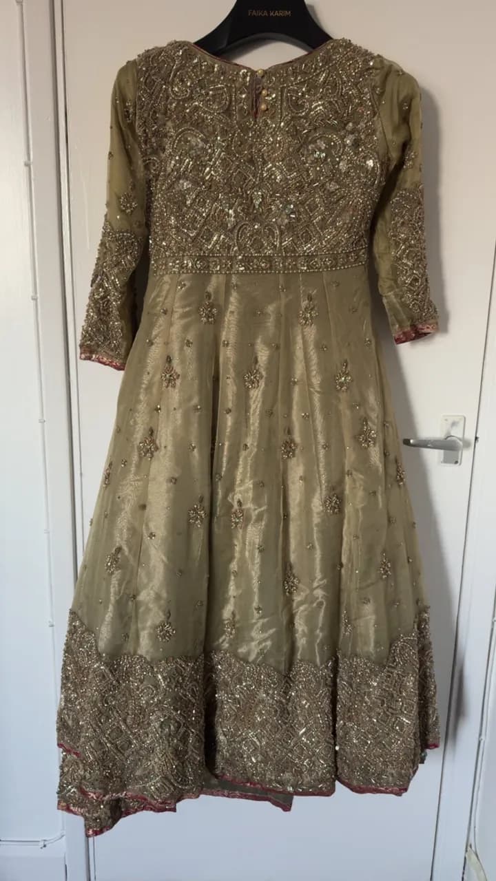 Gold Heavy Embroidered Formal Dress – Luxury Handwork, Stone &amp; Bead Detailing – UK 8/10 thumbnail 4