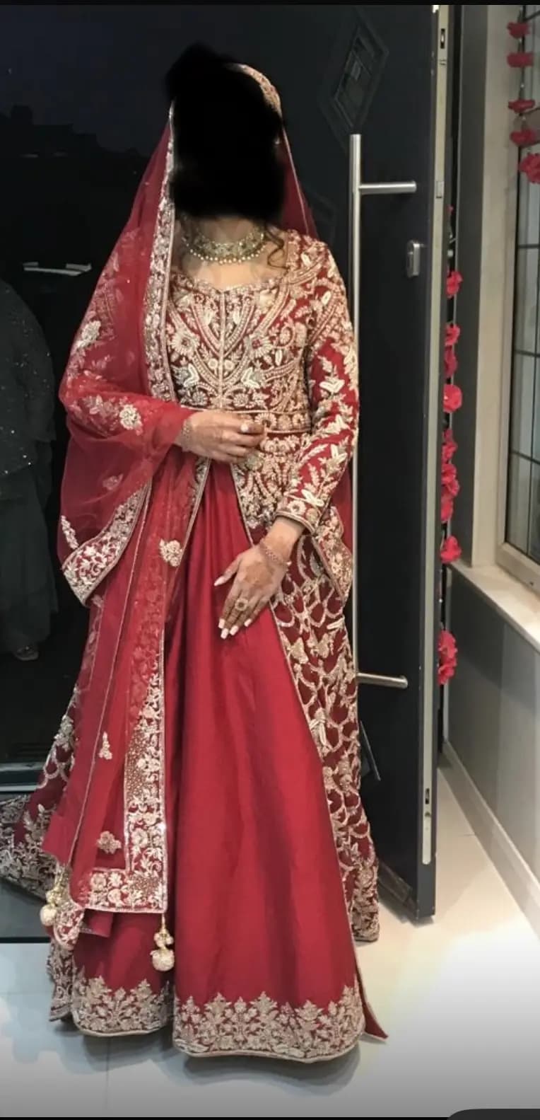 Red Wedding dress thumbnail 3