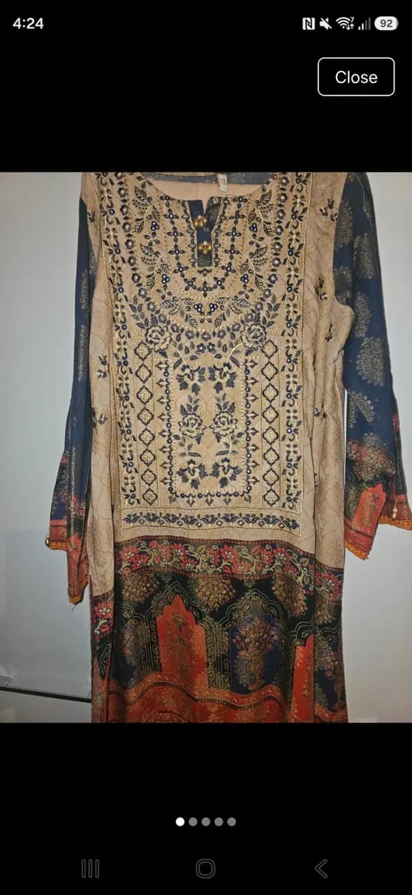 Motif Asian outfit — image 1