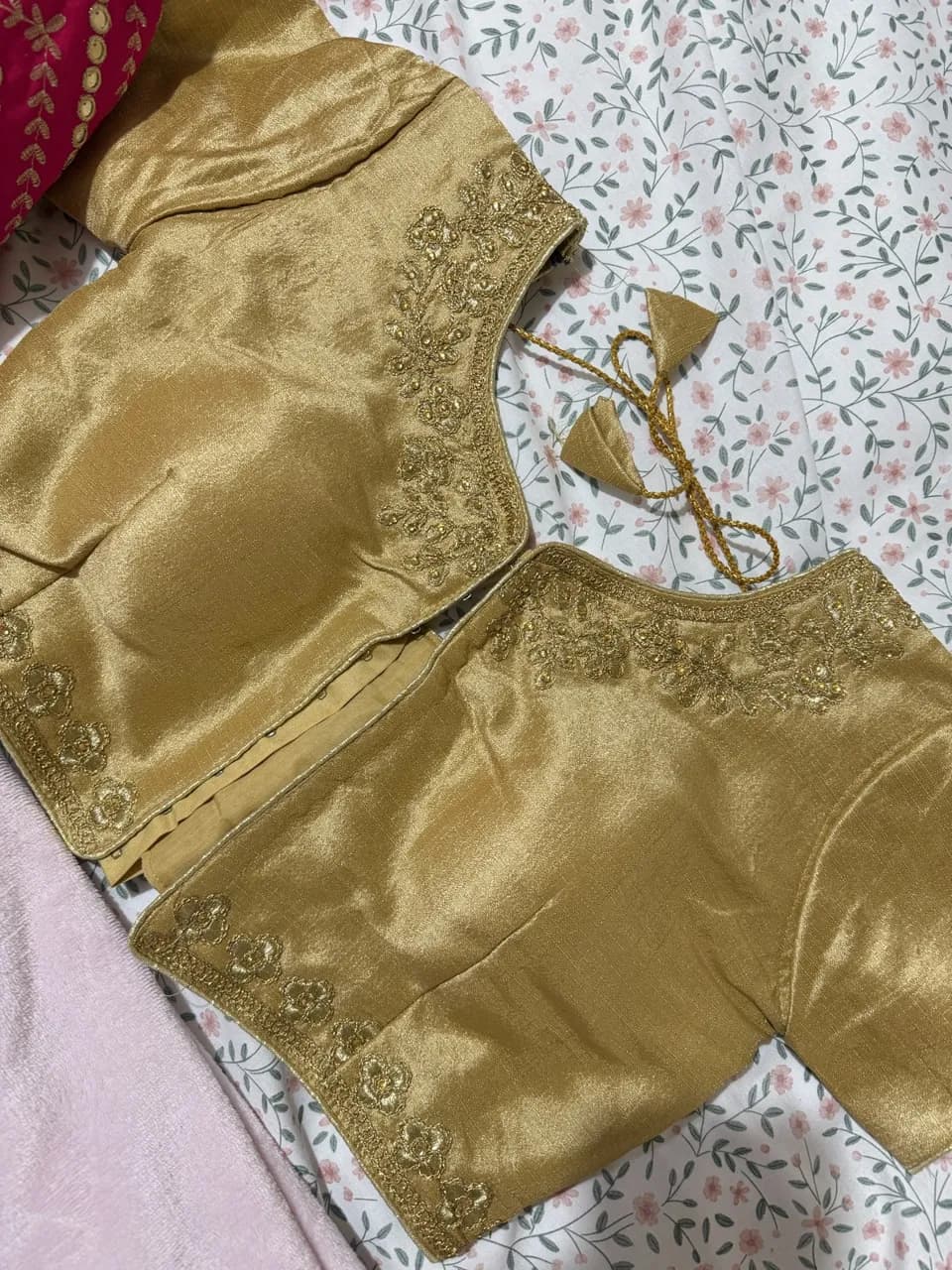 Gold and Pink Lehenga with Dupatta UK 12-14 — image 1