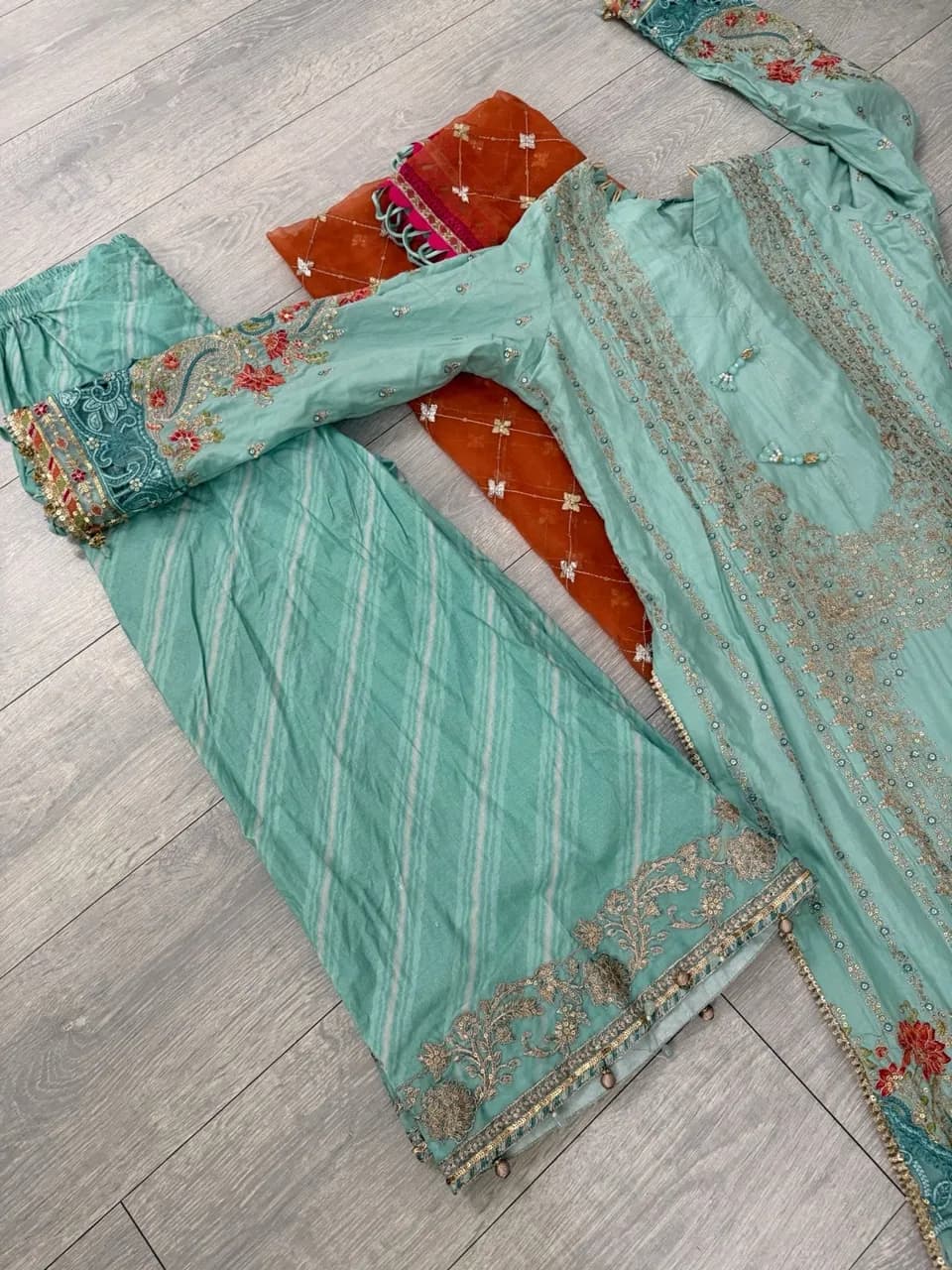 Maria b original suit size medium — image 1