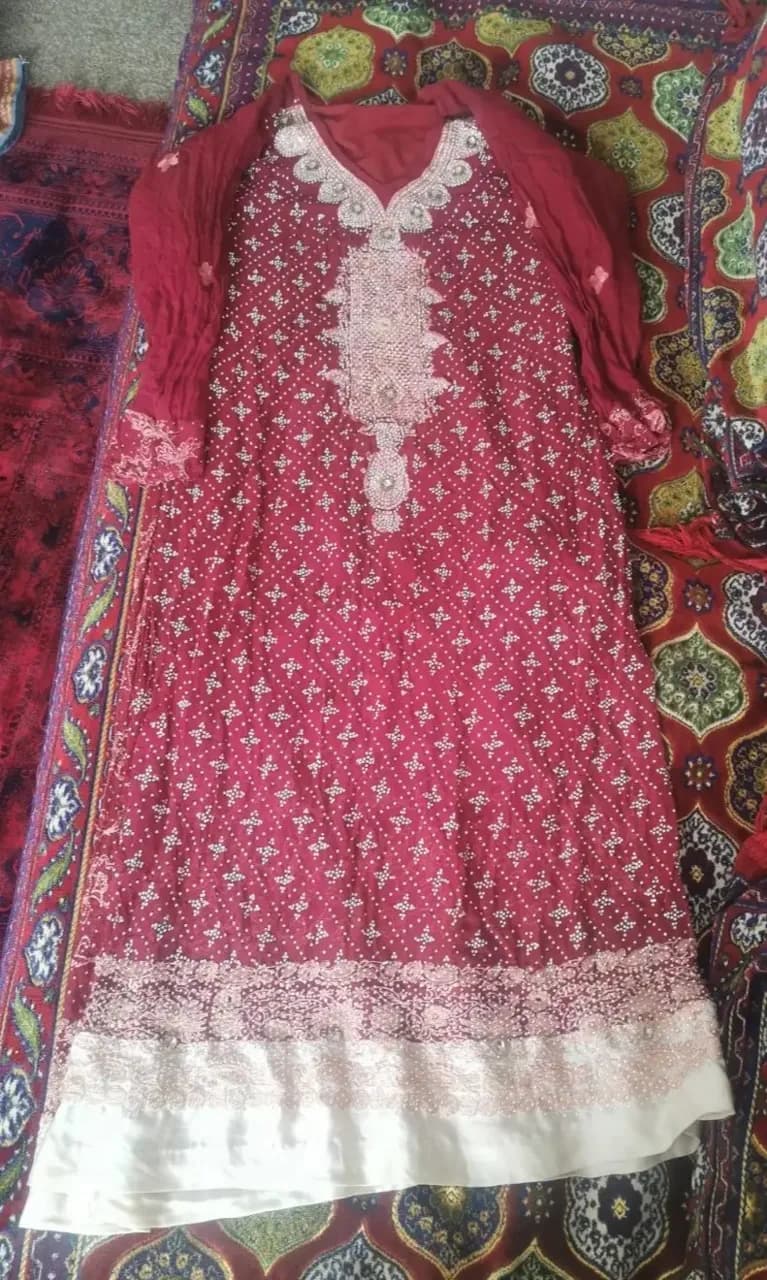 Red floral design dress for partywear — image 1