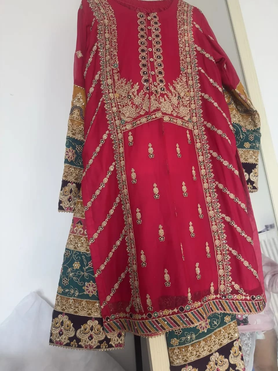 mehndi sangeet dress or wear also inparties — image 1