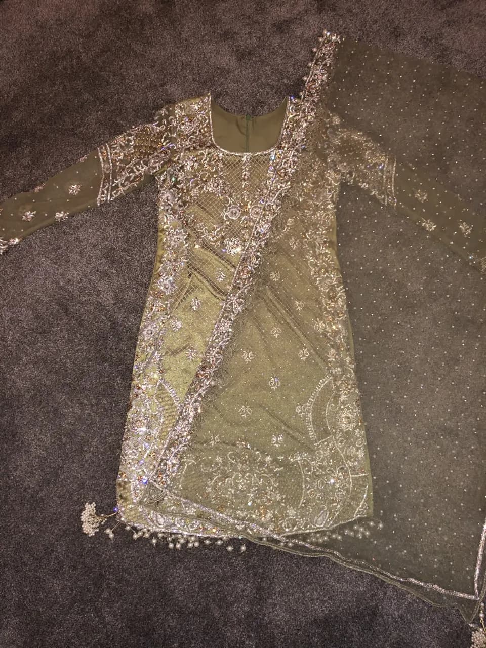 Heavy beaded kameez and lengha size medium — image 1