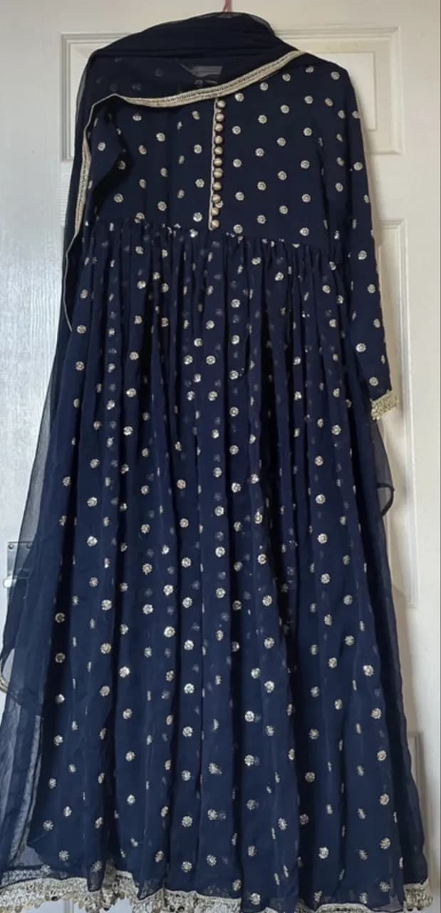 Women’s fancy frock — image 1