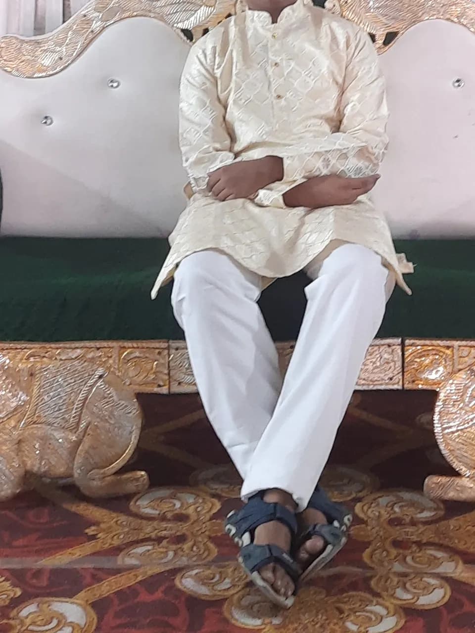 Boys Indian Kurta Pyjama Set in excellent condition Age 11 to 12 years — image 1