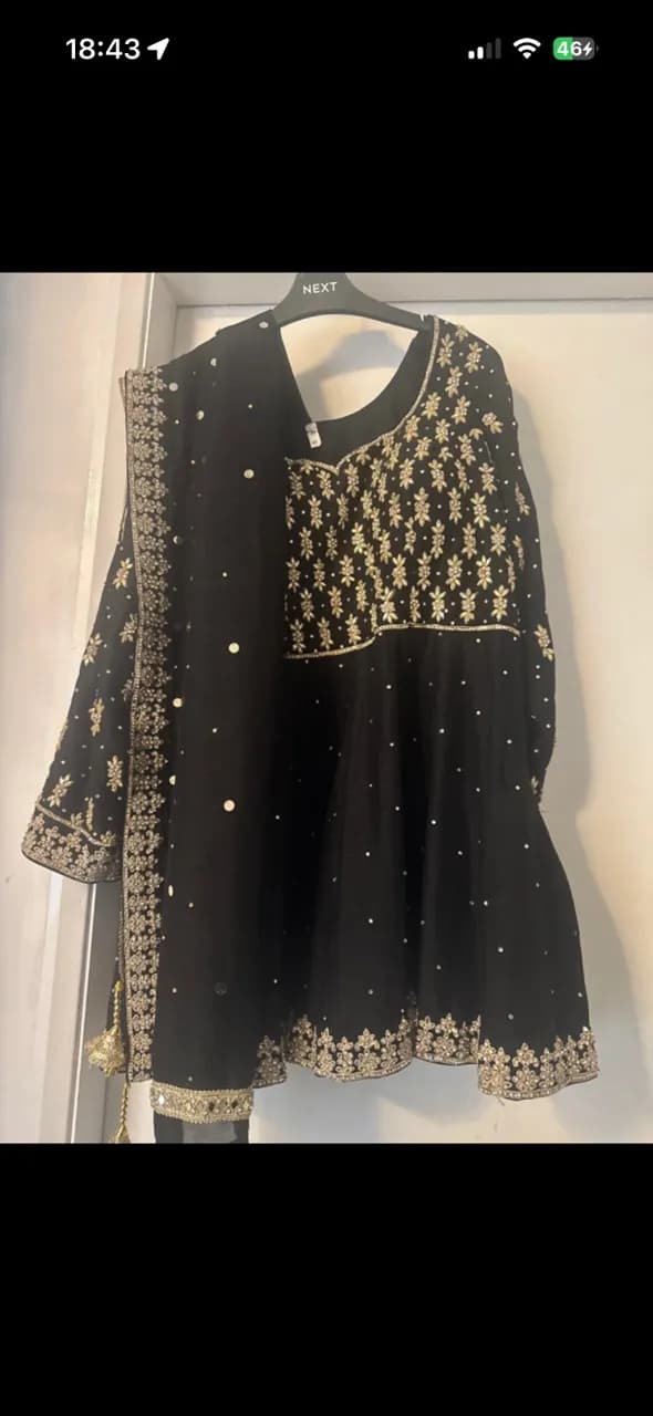 Stunning black and gold lengha — image 1