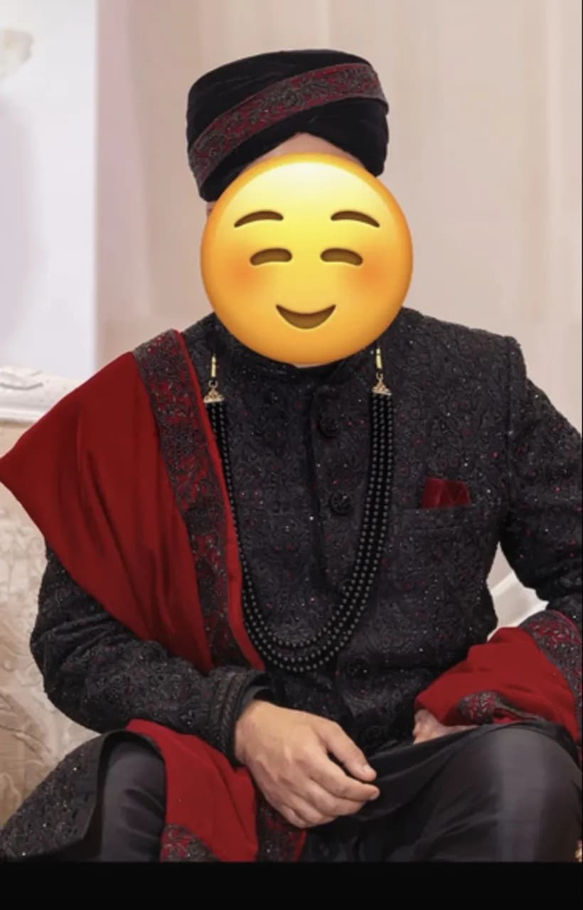Black and red mens sherwani — image 1