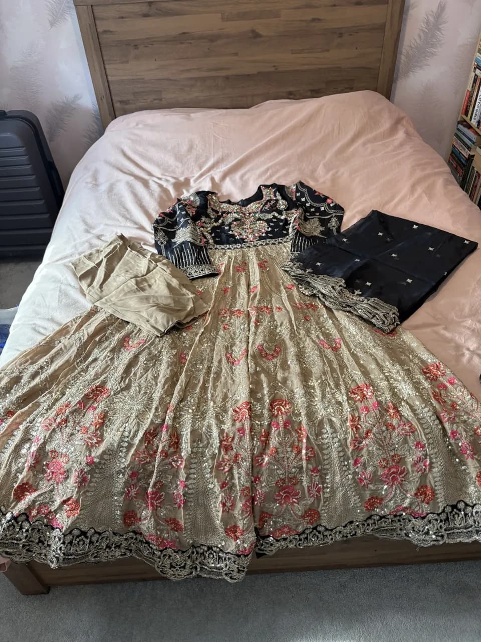 Party outfit- maxi dress (3 piece) — image 1