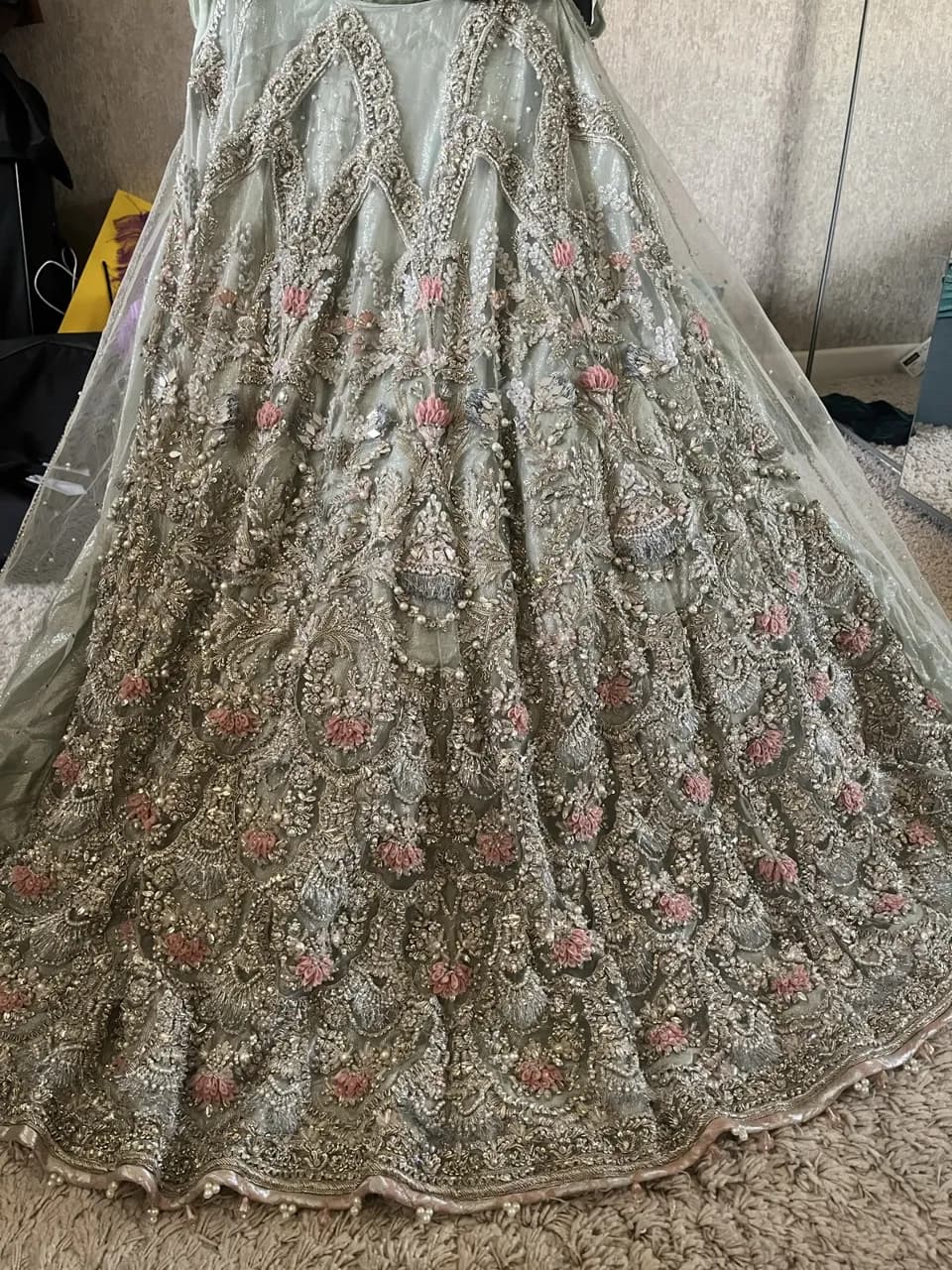 Bridal outfit — image 1