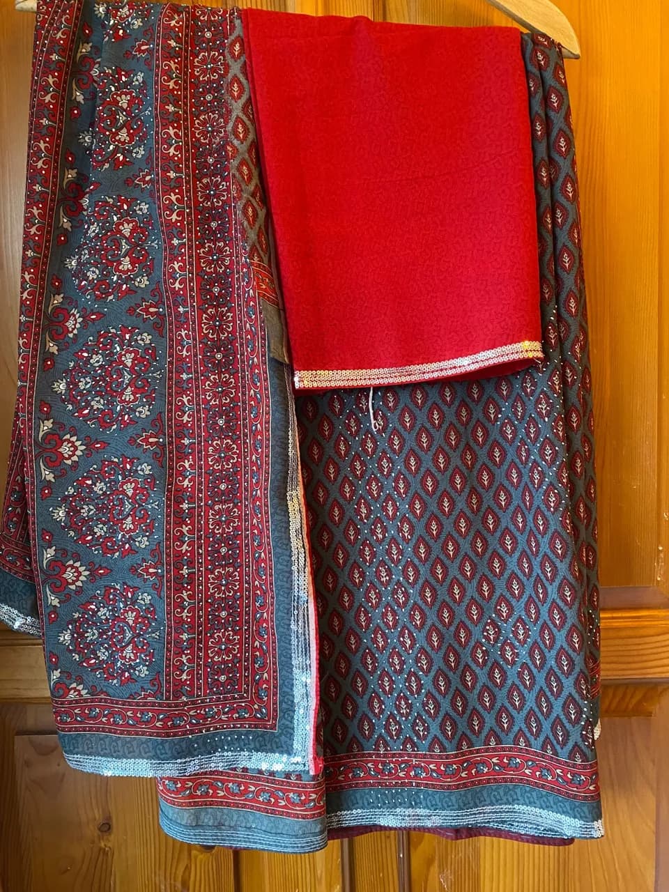 Zareen Charcoal & Red Unstitched Saree - unstitched - OBO