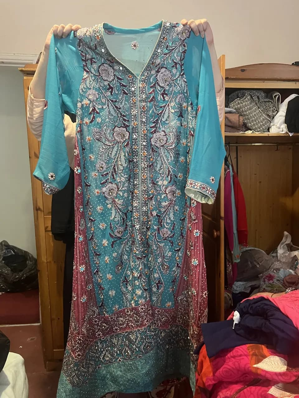 Party dress — image 1